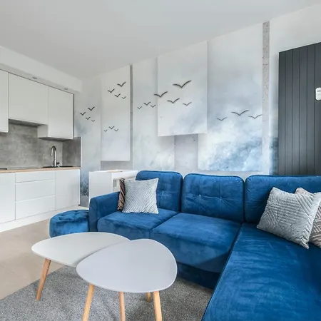 Navy Blue By Northside Apartments-3